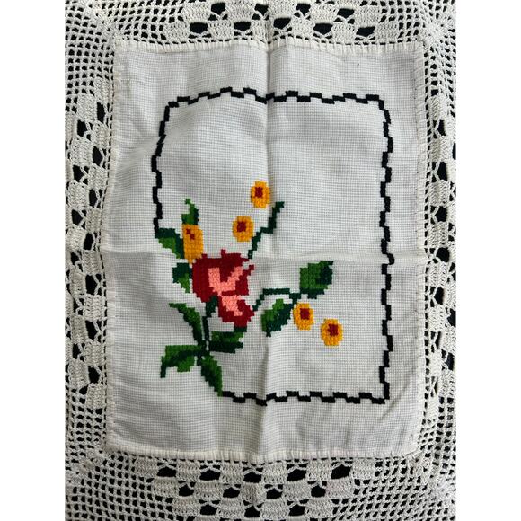 Vtg Mini Table Cover- white with floral embroidery detail- 16x12"- cottagecore - Picture 2 of 5